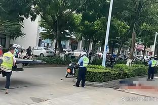 名嘴：若火箭想在季后赛赢球 可尝试以格林为主体换老鹰穆雷